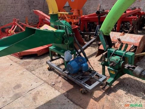 Imagem ENSILADEIRA FORRAFEIRA CREMASCO EC-4800 Imagem ENSILADEIRA FORRAFEIRA CREMASCO EC-4800