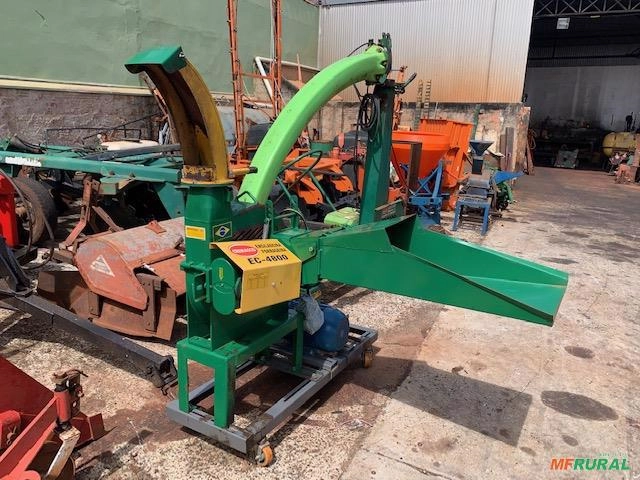 ENSILADEIRA FORRAFEIRA CREMASCO EC-4800 Imagem ENSILADEIRA FORRAFEIRA CREMASCO EC-4800