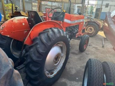 Imagem Trator Massey Ferguson MF 235 Imagem Trator Massey Ferguson MF 235