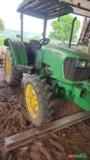 TRATOR JHON DEERE 5055E . Imagem TRATOR JHON DEERE 5055E .