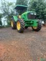 Trator John Deere 5078E 4×4 – 78 cv Imagem Trator John Deere 5078E 4×4 – 78 cv