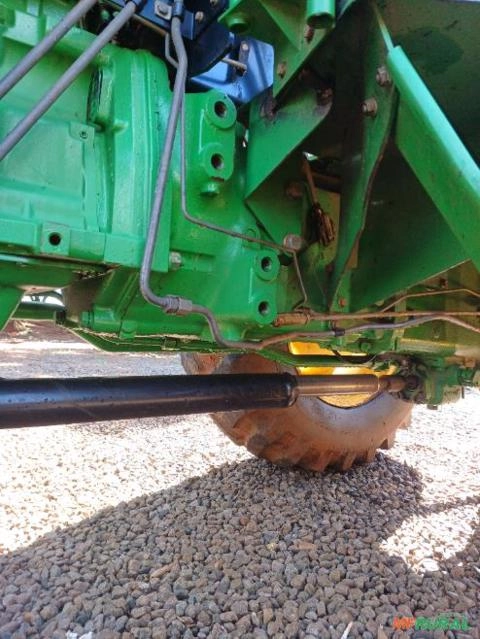 Imagem Trator John Deere 5078E 4×4 – 78 cv Imagem Trator John Deere 5078E 4×4 – 78 cv