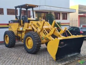 Pá carregadeira  Caterpillar D4E-SR