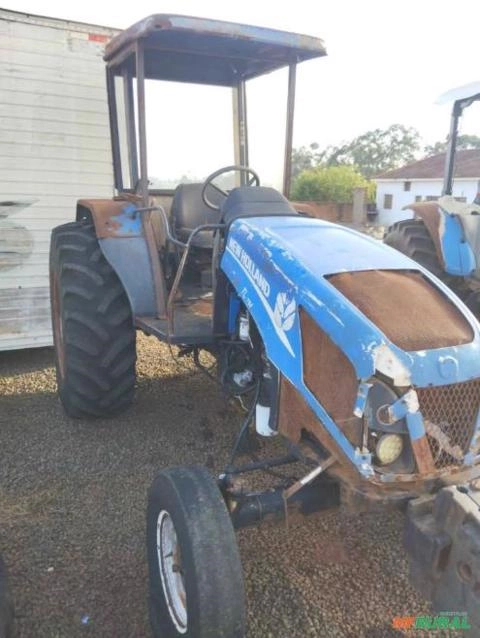 Imagem Trator New Holland TL 75 – Ano 2015 Imagem Trator New Holland TL 75 – Ano 2015