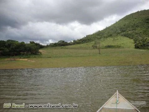 Lotes na margem do Lago de Furnas - MG