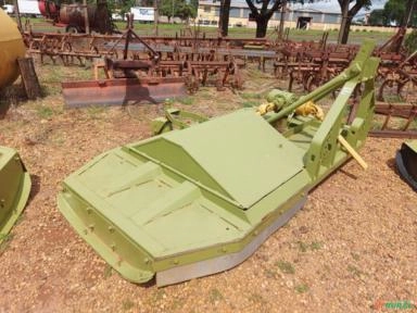 Imagem Roçadeiras Kamak 2,80 / 3,00 / 3,30 metros Imagem Roçadeiras Kamak 2,80 / 3,00 / 3,30 metros