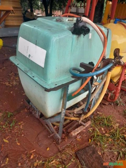 Imagem Pulverizador 500 litros Imagem Pulverizador 500 litros