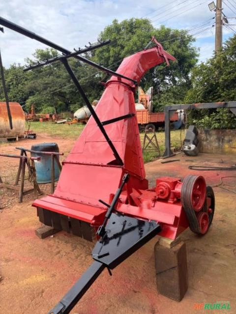 Ensiladeira Tarup marca ICMA Imagem Ensiladeira Tarup marca ICMA