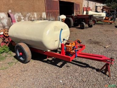 Pulverizador 2.000 litros Imagem Pulverizador 2.000 litros