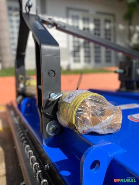 Imagem ROÇADEIRA Imagem ROÇADEIRA