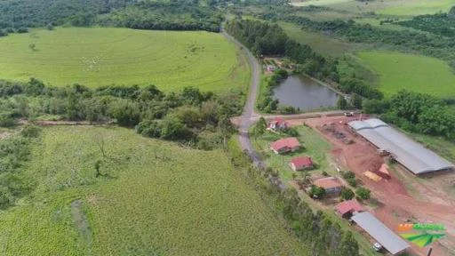 Fazenda em Fernão - São Paulo