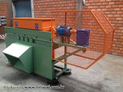 Máquina de maravalha PMF 4/16 - FORTEX Imagem Máquina de maravalha PMF 4/16 - FORTEX