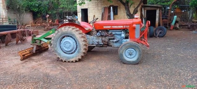 Trator Massey Ferguson 65x