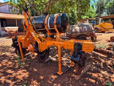 Corte de soqueira 3 linhas Imagem Corte de soqueira 3 linhas