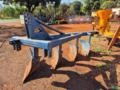 Arado 4 hastes marca tatu Imagem Arado 4 hastes marca tatu