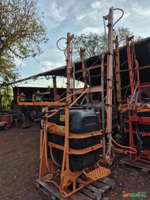 Pulverizador jacto condor 600l Imagem Pulverizador jacto condor 600l