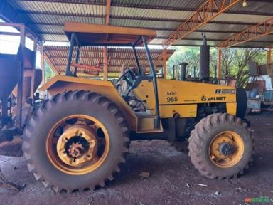 Trator VT 985/4 Imagem Trator VT 985/4