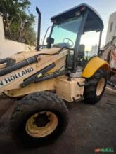 Retroescavadeira New Holland LB90