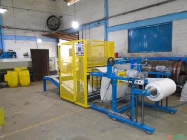 Máquinas de corte e costura para ráfia Imagem Máquinas de corte e costura para ráfia