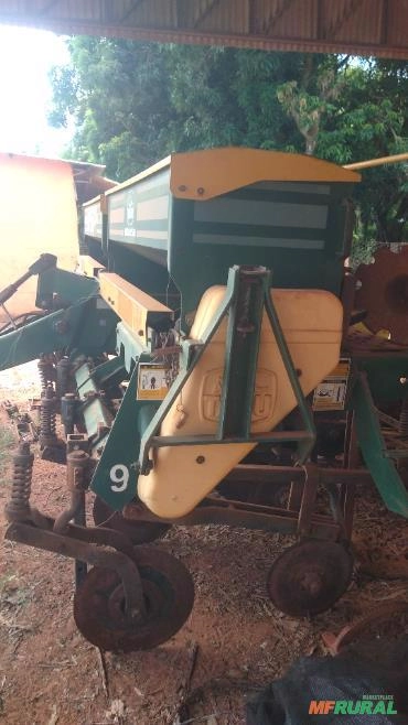 Imagem Plantadeira PST 3 tatu Imagem Plantadeira PST 3 tatu