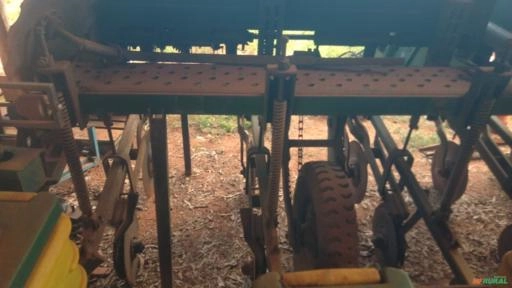 Imagem Plantadeira PST 3 tatu Imagem Plantadeira PST 3 tatu