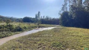 FAZENDA DOS FONTES MUITA AGUA LIMPA