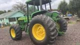 Trator John Deere 7500 4x4 2003 - Valor abaixo pois tem detalhes a fazer. Imagem Trator John Deere 7500 4x4 2003 - Valor abaixo pois tem detalhes a fazer.
