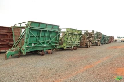 COMPRAMOS LOTES DE TRANSBORDOS AGRÍCOLAS Imagem COMPRAMOS LOTES DE TRANSBORDOS AGRÍCOLAS