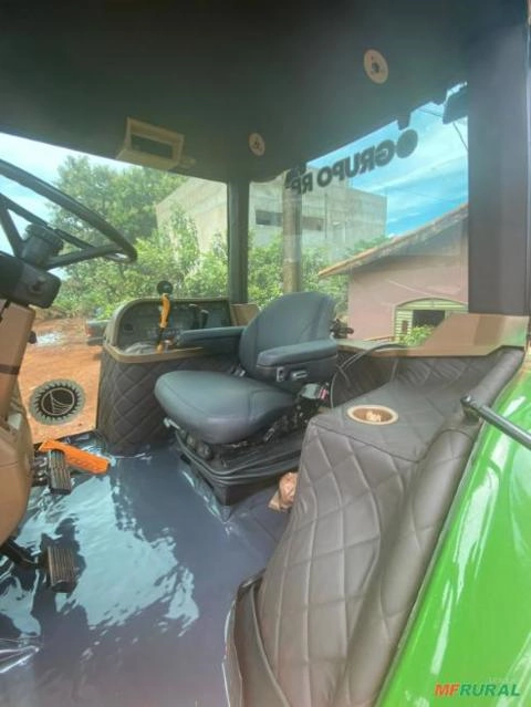 Imagem TRATOR JOHN DEERE 7815 4X4 Imagem TRATOR JOHN DEERE 7815 4X4