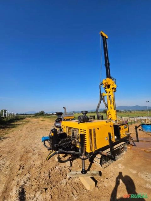 MÁQUINA DE SONDAGEM ROTATIVA HIDRÁULICA Imagem MÁQUINA DE SONDAGEM ROTATIVA HIDRÁULICA