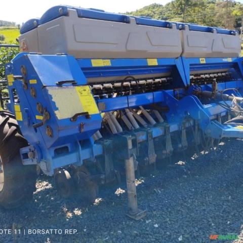 Plantadeira Semeato SSM23 Imagem Plantadeira Semeato SSM23