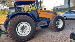 Trator Valtra BH 165, Ano 2012