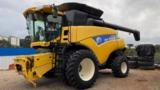 Colheitadeira New Holland CR 9060 Imagem Colheitadeira New Holland CR 9060