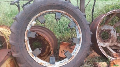 Roda fina Roda de cultivo pneus fino p/trator Massey Ford Valtra Valmet
