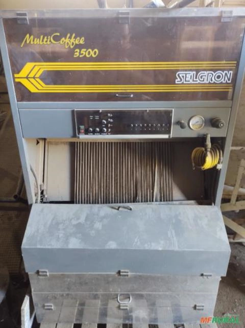 Selecionadora Eletrônica de Café MultiCoffe 3500 Selgron Imagem Selecionadora Eletrônica de Café MultiCoffe 3500 Selgron