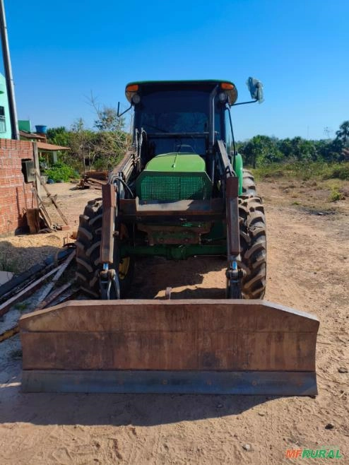 Trator John Deere 5080 E Imagem Trator John Deere 5080 E