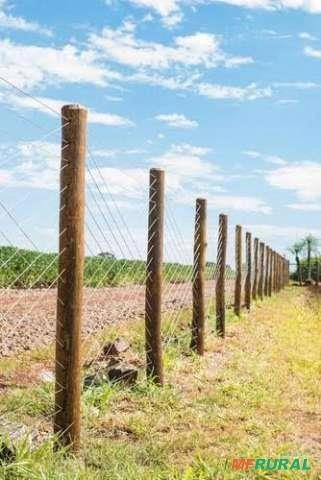 Imagem Fazemos cercas em chácara, fazenda, lote, sítio Imagem Fazemos cercas em chácara, fazenda, lote, sítio