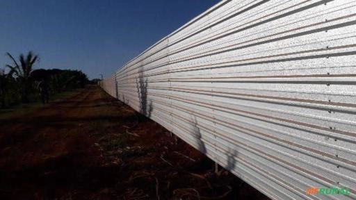 Cercas de tapume e alambrado ou outros Imagem Cercas de tapume e alambrado ou outros
