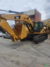 Escavadeira Caterpillar 330D 2008.