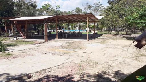 Sitio e Clube Beira Rio em Itaituba