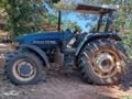 Trator New Holland TM 140 com Excelente Custo-Benefício Imagem Trator New Holland TM 140 com Excelente Custo-Benefício