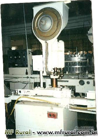 Imagem Maquinas para refrigerantes e bebidas em geral Imagem Maquinas para refrigerantes e bebidas em geral