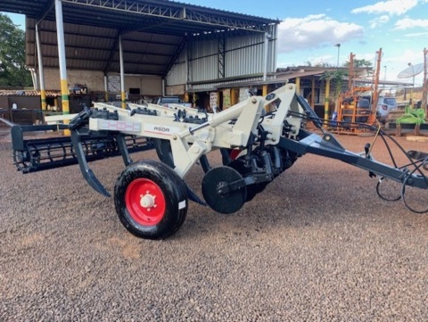 Imagem Subsolador 07 Hastes modelo ASDA-DR com Disco e Rolo Novo, Marca Baldan Imagem Subsolador 07 Hastes modelo ASDA-DR com Disco e Rolo Novo, Marca Baldan