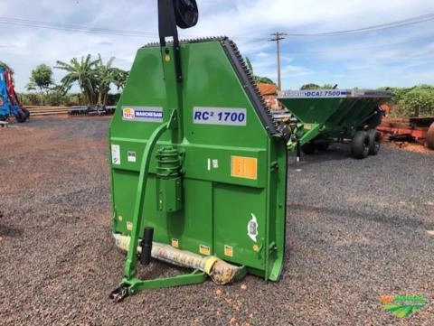 Roçadeira Hidráulica RC2  1,70 marca Tatu, equipamento Novo. Imagem Roçadeira Hidráulica RC2  1,70 marca Tatu, equipamento Novo.