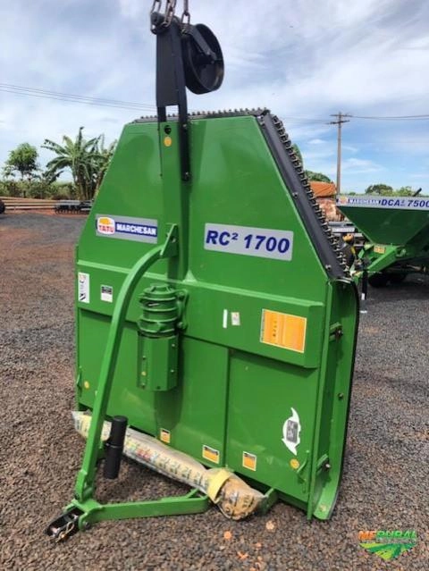 Imagem Roçadeira Hidráulica RC2  1,70 marca Tatu, equipamento Novo. Imagem Roçadeira Hidráulica RC2  1,70 marca Tatu, equipamento Novo.