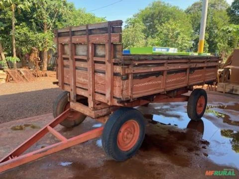 Carreta Agrícola 4 Toneladas marca Acton usada em bom estado de conservação!