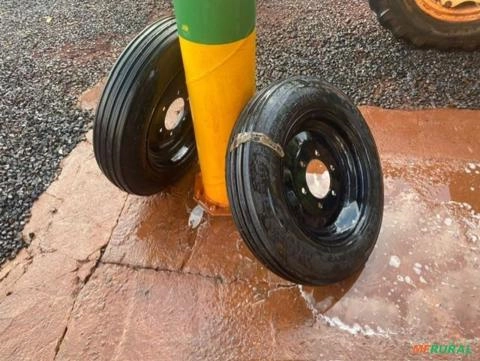 Imagem Triton Modelo Miênia 4300 marca HM AGRO ano 2020 semi novo C/ kit Transporte Imagem Triton Modelo Miênia 4300 marca HM AGRO ano 2020 semi novo C/ kit Transporte