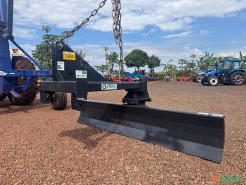 Plaina Traseira modelo 2.40 metros marca Cadioli, Nova! Imagem Plaina Traseira modelo 2.40 metros marca Cadioli, Nova!