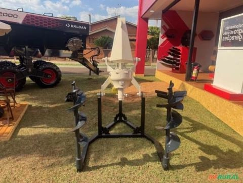Imagem Perfurador de Solo com Broca 9" e 12" marca Baldan Novo Imagem Perfurador de Solo com Broca 9" e 12" marca Baldan Novo