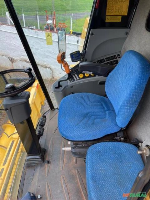 Imagem COLHEITADEIRA NEW HOLLAND TC 5070 ANO 2017 Imagem COLHEITADEIRA NEW HOLLAND TC 5070 ANO 2017
